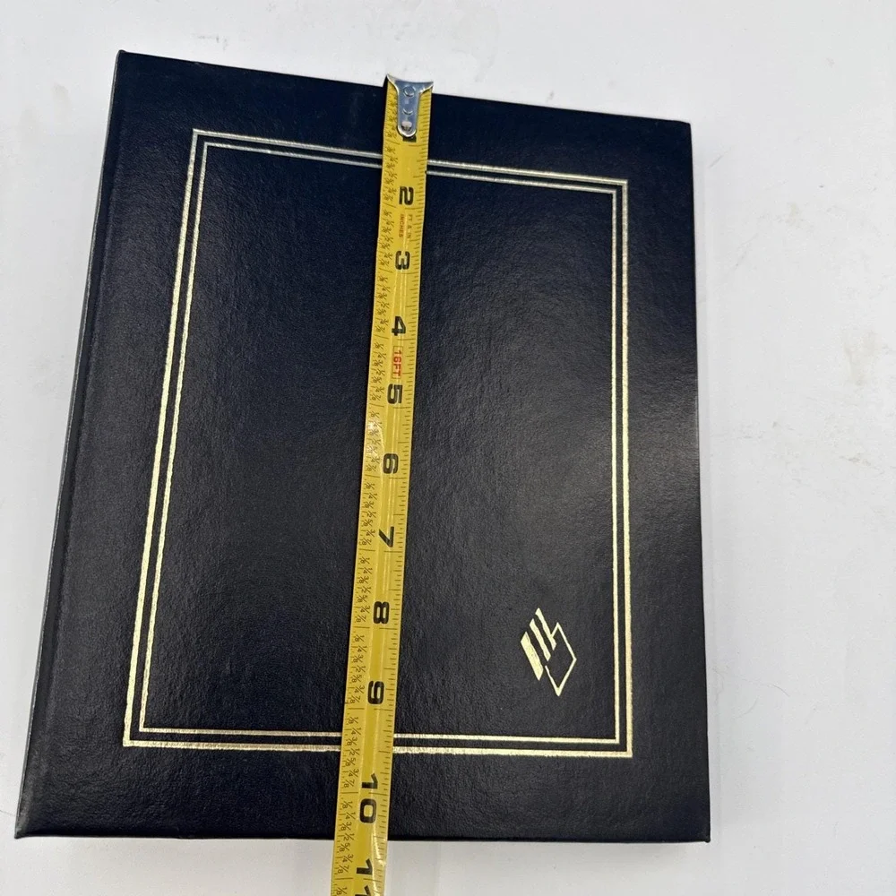 NOS Diamond Collection Italian Bonded Leather Photo Album Holds 300 4x6 Prints